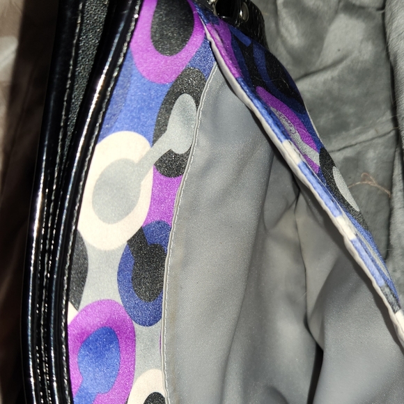 Authentic Vibrant Coach Crossbody Purse - Picture 11 of 16